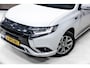 Mitsubishi Outlander 2.4 PHEV Pure | Half Leer | Camera | Navi |