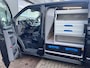 Ford Transit Custom 300 2.0 TDCI L2H1 Sortimo kastinrichting Airco Cruise control Trekhaak 2640kg trekgewicht 3-Persoons Stoelverwarming Bluetooth handsfree Parkeersensoren achter Schuifdeur links en rechts Euro 6