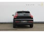 Volvo XC40 B4 211PK Automaat Plus Dark "Black uitgevoerd" / Google infotainment / Harman Kardon audio / Getinte ramen van de B-Stijl / Stoel en stuurwielverwarming