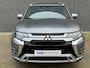 Mitsubishi Outlander 2.4 PHEV Instyle | Trekhaak | Carplay | Schuifdak | Dodehoekassistent | DAB | 360° Camera | Stoelverwarming |