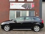 Volvo V60 1.6 T3 Momentum / Navi / PDC / Clima / Cruise / NAP
