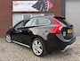 Volvo V60 1.6 T3 Momentum / Navi / PDC / Clima / Cruise / NAP