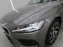 Volvo V60 2.0 T5 Momentum 250PK+Xenon+Volleder+stoel-verw+Navigatie+Elek-trekhaak = DEALER KWALITEIT !!