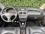Peugeot 206 CC 2.0 Griffe | NWE APK | AIRCO | JBL | LEER