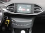 Peugeot 308 1.2 PureTech Allure | Panoramadak | 17” LM | Parkeersensor v+a | Navi | Cruise | Clima | Apple CarPlay/Android Auto |