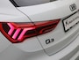 Audi Q3 45 TFSIe 180kW/245PK S Line · Camera · Stoelverwarming · Apple/Android Car Play · Leder/Stof · Trekhaak ·