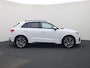 Audi Q3 45 TFSIe 180kW/245PK S Line · Camera · Stoelverwarming · Apple/Android Car Play · Leder/Stof · Trekhaak ·