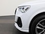 Audi Q3 45 TFSIe 180kW/245PK S Line · Camera · Stoelverwarming · Apple/Android Car Play · Leder/Stof · Trekhaak ·