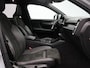 Volvo XC40 T5 Twin Engine R-Design / Pan. dak / Trekhaak / 360 camera / Harman Kardon / Stoelverwarming