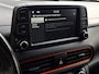 Hyundai Kona 1.6 T-GDI Premium | Trekhaak | Apple Carplay/Android Auto | Stoel/stuurverwarming | Elektrische verstelbare stoelen | Climate control | Krell premium soundsysteem | Cruise control |