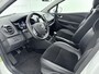 Renault Clio 0.9 TCe Intens 90PK | Navigatie | Achteruitrijcamera | Keyless | Half-Lederen Bekleding | Climate Control | Lichtmetalen Velgen