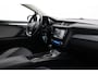 Toyota Avensis Touring Sports 1.8 VVT-i Lease Pro | Trekhaak | Navigatie | Cruise Control | Clima | Parkeersensoren voor/achter | Camera | 16 inch | Bluetooth | Rijstrooksensor