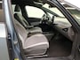 Volkswagen ID.3 Business 58 kWh Navigatie Apple Carplay/Android Auto Camera Parkeersensoren Adaptive Cruise Control Stoel- en stuurverwarming Lichtmetalen velgen Climate Control