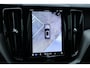 Volvo XC60 T6 Plug-in hybrid AWD Plus Dark | Verwarmde Voorstoelen, Stuurwiel en Achterbank | Panoramadak met Schuif-/Kantelfunctie | Semi- Elektrische Trekhaak | 360-Camera | Adaptieve Cruise Control | Draadloze Telefoonlader