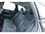 Volvo XC60 T6 Plug-in hybrid AWD Plus Dark | Verwarmde Voorstoelen, Stuurwiel en Achterbank | Panoramadak met Schuif-/Kantelfunctie | Semi- Elektrische Trekhaak | 360-Camera | Adaptieve Cruise Control | Draadloze Telefoonlader