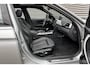 BMW 3-Serie Touring 320i M Sport Edition / Nederlandse Auto / Electrisch Schuifdak / Lederen bekleding / Electrisch verstelbare stoelen voor / Trekhaak Electrisch wegklapbaar / Dode hoeksensoren / Parkeercamera / Electrische achterklep / Stuurverwarming