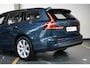 Volvo V60 B3 Automaat Essential Edition | 1ste Eigenaar | Dealeronderhouden | Google infotainment | Parkeersensoren voor + achter | Parkeercamera | achteropkomend verkeer waarschuwing | Apple Carplay/Android auto |