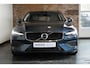 Volvo V60 B3 Automaat Essential Edition | 1ste Eigenaar | Dealeronderhouden | Google infotainment | Parkeersensoren voor + achter | Parkeercamera | achteropkomend verkeer waarschuwing | Apple Carplay/Android auto |