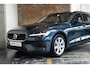 Volvo V60 B3 Automaat Essential Edition | 1ste Eigenaar | Dealeronderhouden | Google infotainment | Parkeersensoren voor + achter | Parkeercamera | achteropkomend verkeer waarschuwing | Apple Carplay/Android auto |