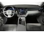 Volvo V60 B3 Automaat Essential Edition | 1ste Eigenaar | Dealeronderhouden | Google infotainment | Parkeersensoren voor + achter | Parkeercamera | achteropkomend verkeer waarschuwing | Apple Carplay/Android auto |