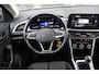 Volkswagen T-Roc 1.0 TSI Life 110PK | Airco | Cruise control adaptief | Hill hold functie