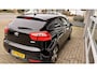 Kia Rio 1.4 CVVT 109pk 5D Exec.Line, trekhaak , stuurverwarming, stoelverwarming