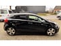 Kia Rio 1.4 CVVT 109pk 5D Exec.Line, trekhaak , stuurverwarming, stoelverwarming