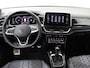 Volkswagen T-Roc 1.5 TSI R-Line | Camera | IQ Light | Camera | Keyless | Carplay | Elektr. Achterklep |