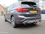 BMW X1 sDrive20i High Executive|Sportleer|Camera|Carplay|HUD|Harman Kardon|19".