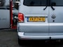Volkswagen Transporter 2.0 TDI L2H1 32 DC Bulli | Trekhaak | Glasslook | Camera | Navigatie | Airco | Adaptieve Cruise Control | LED Koplampen | Vloerplaat | Wandbekleding | Sidebars | Metallic Lak | Parkeersensoren | Virtual Cockpit | Bluetooth | Apple Carplay | Android Auto | Discovery Pro |