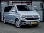 Volkswagen Transporter 2.0 TDI L2H1 32 DC Bulli | Trekhaak | Glasslook | Camera | Navigatie | Airco | Adaptieve Cruise Control | LED Koplampen | Vloerplaat | Wandbekleding | Sidebars | Metallic Lak | Parkeersensoren | Virtual Cockpit | Bluetooth | Apple Carplay | Android Auto | Discovery Pro |