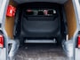 Volkswagen Transporter 2.0 TDI L2H1 32 DC Bulli | Trekhaak | Glasslook | Camera | Navigatie | Airco | Adaptieve Cruise Control | LED Koplampen | Vloerplaat | Wandbekleding | Sidebars | Metallic Lak | Parkeersensoren | Virtual Cockpit | Bluetooth | Apple Carplay | Android Auto | Discovery Pro |