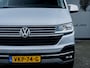 Volkswagen Transporter 2.0 TDI L2H1 32 DC Bulli | Trekhaak | Glasslook | Camera | Navigatie | Airco | Adaptieve Cruise Control | LED Koplampen | Vloerplaat | Wandbekleding | Sidebars | Metallic Lak | Parkeersensoren | Virtual Cockpit | Bluetooth | Apple Carplay | Android Auto | Discovery Pro |
