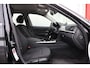 BMW 3-Serie Touring 320i Executive | Origineel NL | PDC | Trekhaak | Cruise Control | Navigatie |