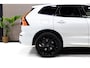 Volvo XC60 T8 Ultra Black Edition AWD Facelift | Massage | Luchtvering | B&