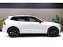 Volvo XC60 T8 Ultra Black Edition AWD Facelift | Massage | Luchtvering | B&