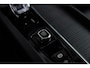 Volvo XC60 T8 Ultra Black Edition AWD Facelift | Massage | Luchtvering | B&
