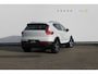 Volvo XC40 T4 211PK Autm. Plug-in hybrid Plus Dark Semi elektrisch wegklapbare trekhaak / Elektrisch bedienbare bestuurdersstoel met geheugen / Harman Kardon Audio