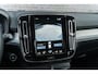 Volvo XC40 Plug-in Hybrid T4 Inscription Expression | Keyless | Stoel- en stuurverwarming | Achteruitrijcamera | Parkeersensoren voor + achter | Getint glas | Navigatie | Apple Carplay / Android Auto | LED koplampen |