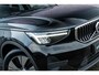 Volvo XC40 Plug-in Hybrid T4 Inscription Expression | Keyless | Stoel- en stuurverwarming | Achteruitrijcamera | Parkeersensoren voor + achter | Getint glas | Navigatie | Apple Carplay / Android Auto | LED koplampen |