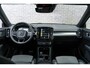 Volvo XC40 Plug-in Hybrid T4 Inscription Expression | Keyless | Stoel- en stuurverwarming | Achteruitrijcamera | Parkeersensoren voor + achter | Getint glas | Navigatie | Apple Carplay / Android Auto | LED koplampen |