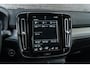 Volvo XC40 Plug-in Hybrid T4 Inscription Expression | Keyless | Stoel- en stuurverwarming | Achteruitrijcamera | Parkeersensoren voor + achter | Getint glas | Navigatie | Apple Carplay / Android Auto | LED koplampen |