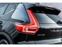 Volvo XC40 Plug-in Hybrid T4 Inscription Expression | Keyless | Stoel- en stuurverwarming | Achteruitrijcamera | Parkeersensoren voor + achter | Getint glas | Navigatie | Apple Carplay / Android Auto | LED koplampen |