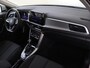 Volkswagen T-Roc 1.5 TSI Style | Parkeerassistent | Adaptieve cruise control | CarPlay | Parkeersensoren | Climate control | Digital cockpit Pro |