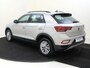 Volkswagen T-Roc 1.5 TSI Style | Parkeerassistent | Adaptieve cruise control | CarPlay | Parkeersensoren | Climate control | Digital cockpit Pro |