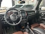 MINI Cooper Mini 1.5 Chili 60 Years Edition | Lederen Bekleding | Parkeersensoren Achter | LED | Climate Control | 17" Lichtmetaal | Achterspoiler | Afwijkende dakkleur | Airco (automatisch)