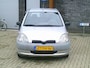 Toyota Yaris 1.0-16V VVT-i Terra Apk 19-09-2026 Stuurbekr