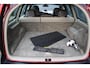 Volvo V70 Cross Country 2.4 T Comfort Line AUTOMAAT - KOPPAKKING DEFECT