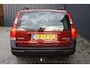Volvo V70 Cross Country 2.4 T Comfort Line AUTOMAAT - KOPPAKKING DEFECT