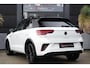Volkswagen T-Roc 1.5 TSI R-Line Business 150pk Panoramadak/Stoelverwarming/Camera